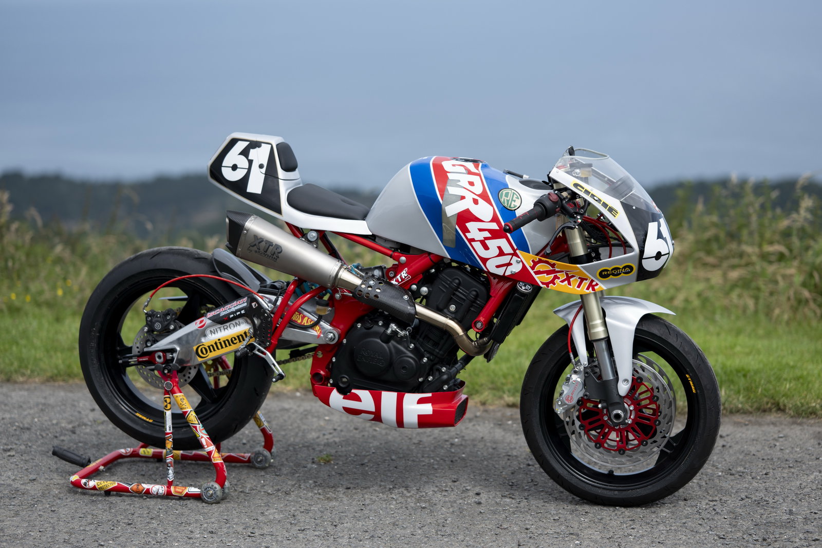 The Royal Enfield Guerrilla "GRR by XTR Pepo"